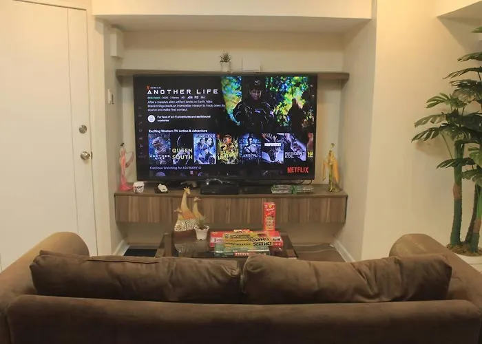 Apartment A2j Luxury 2br Near High Street Bgc Taguig Manila