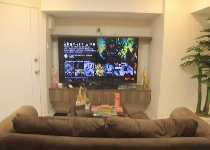 A2j Luxury 2br Near High Street Bgc Taguig Apartment Manila