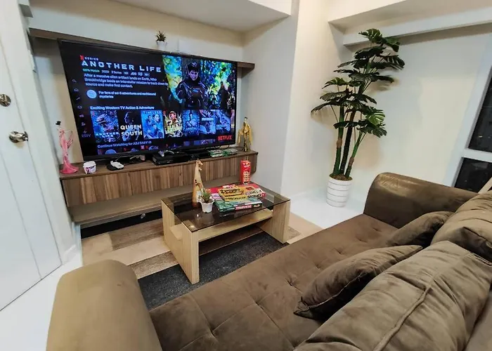 A2j Luxury 2br Near High Street Bgc Taguig