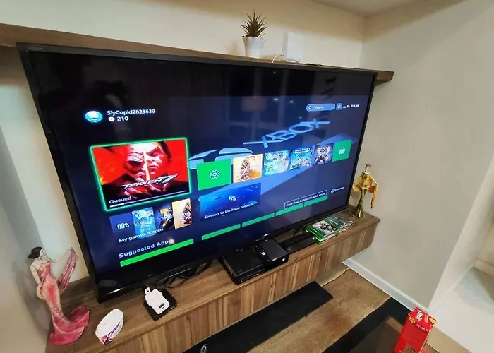 A2j Luxury 2br Near High Street Bgc Taguig Manila