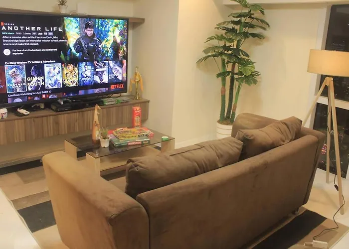 A2j Luxury 2br Near High Street Bgc Taguig * Manila